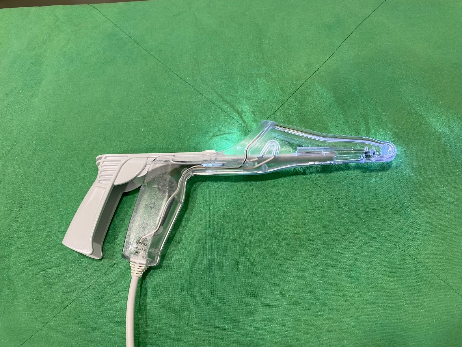 雙極痔瘡冷凝手術的手持器械